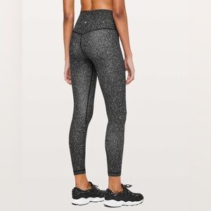 Lululemon Align Pant II *25"
Luminesce Splatter Ice Grey Black size 12